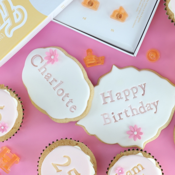 Fun Font - Cookies & Cupcakes